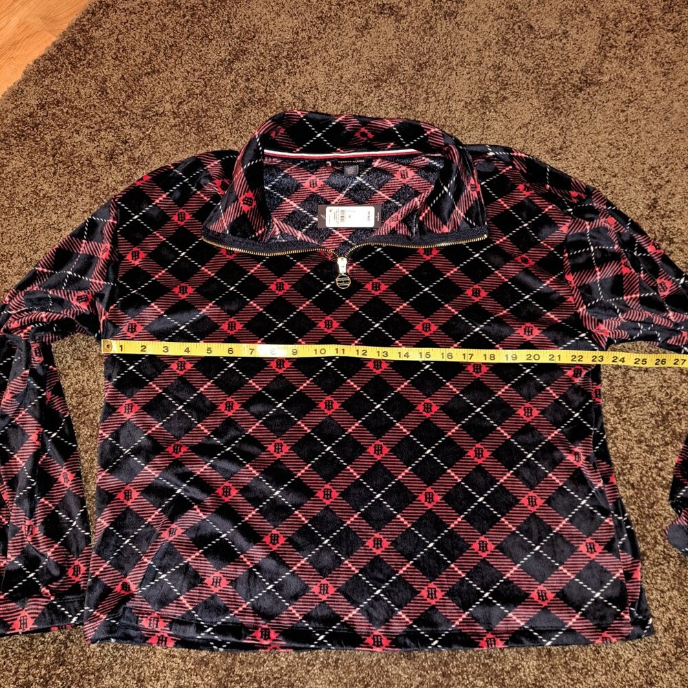 NWT Tommy Hilfiger Long Sleeve Collared Velvet/Velour Zippered Shirt XL - Picture 3 of 10